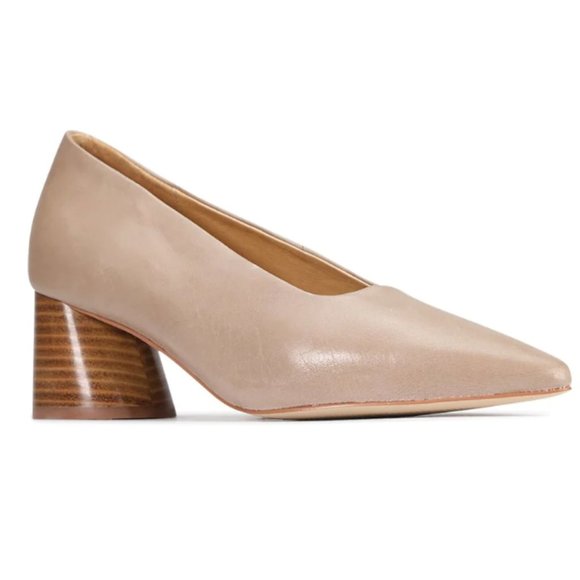EOS Halos Leather Pump - Picture 1 of 5